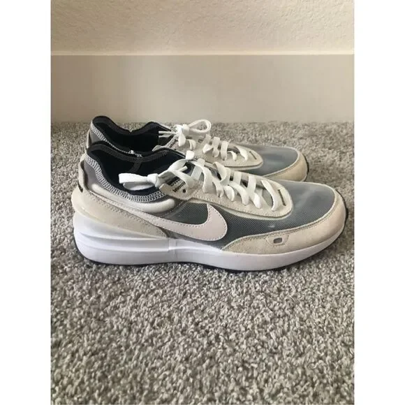 Nike Men's Waffle One Summit White Size 9